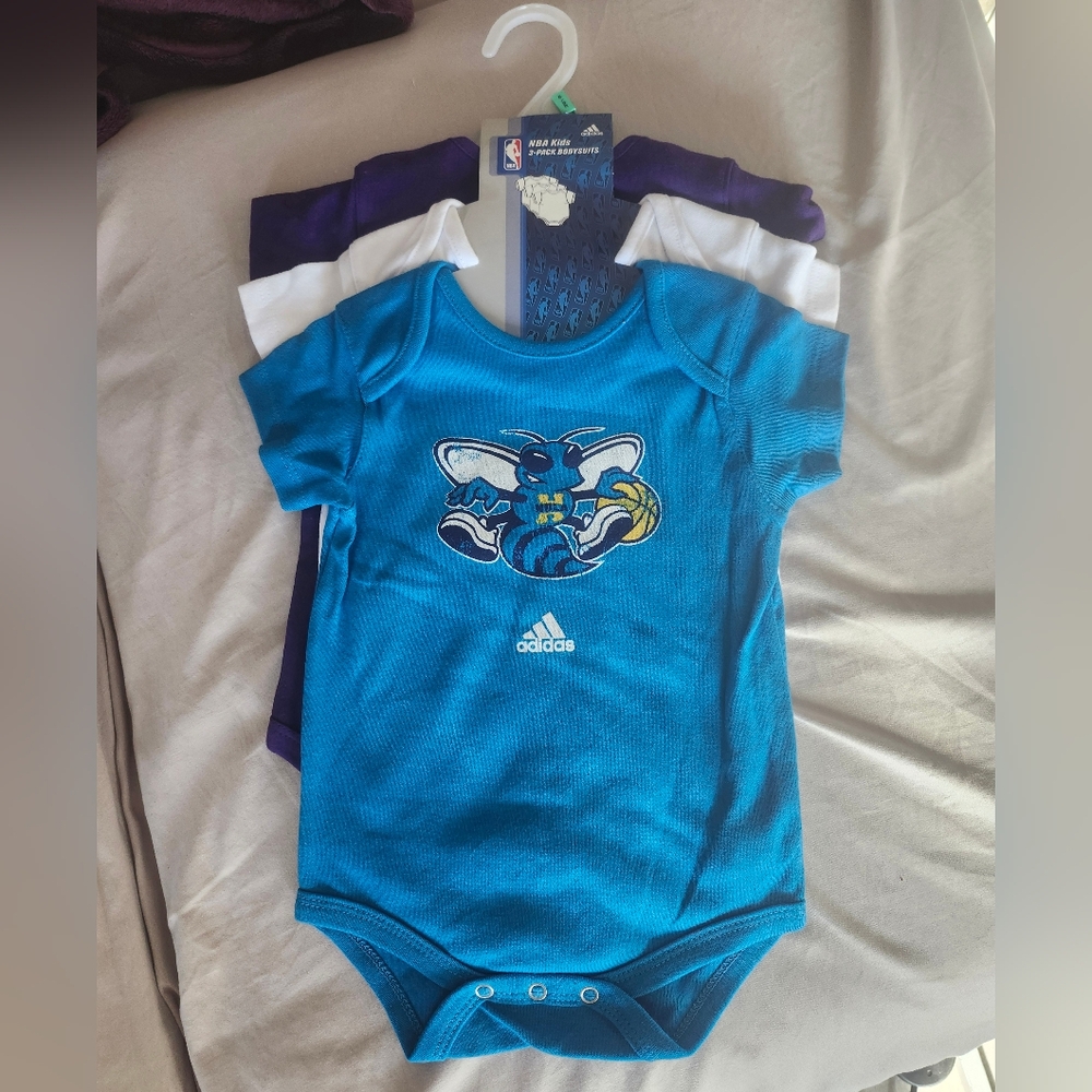 Adidas Hornets 3 Piece Onesie Set 6/9mo